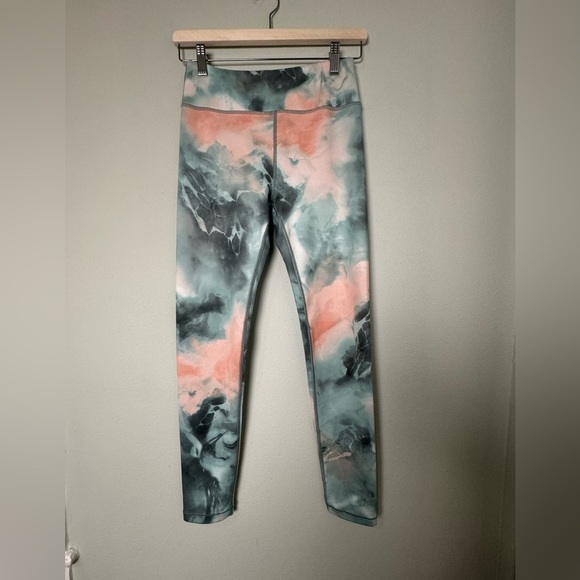 Athleta Girl High Rise Printed Chit Chat Tight in Marine Girl Size‎ XXL/16 - Picture 3 of 12